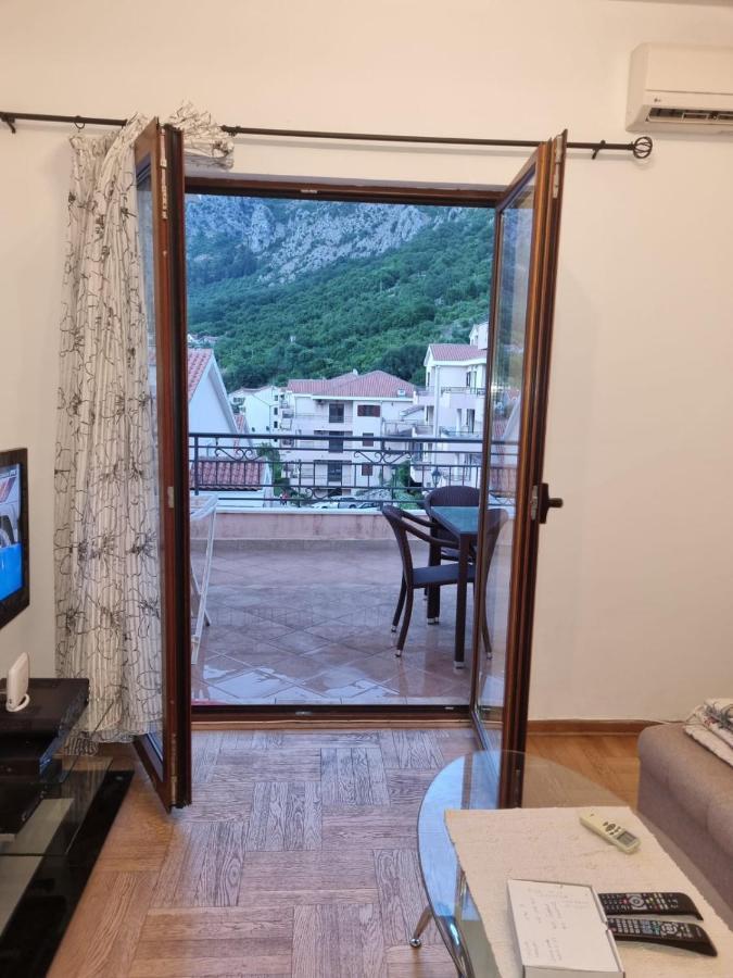 Apartments Sneza Рисан Экстерьер фото
