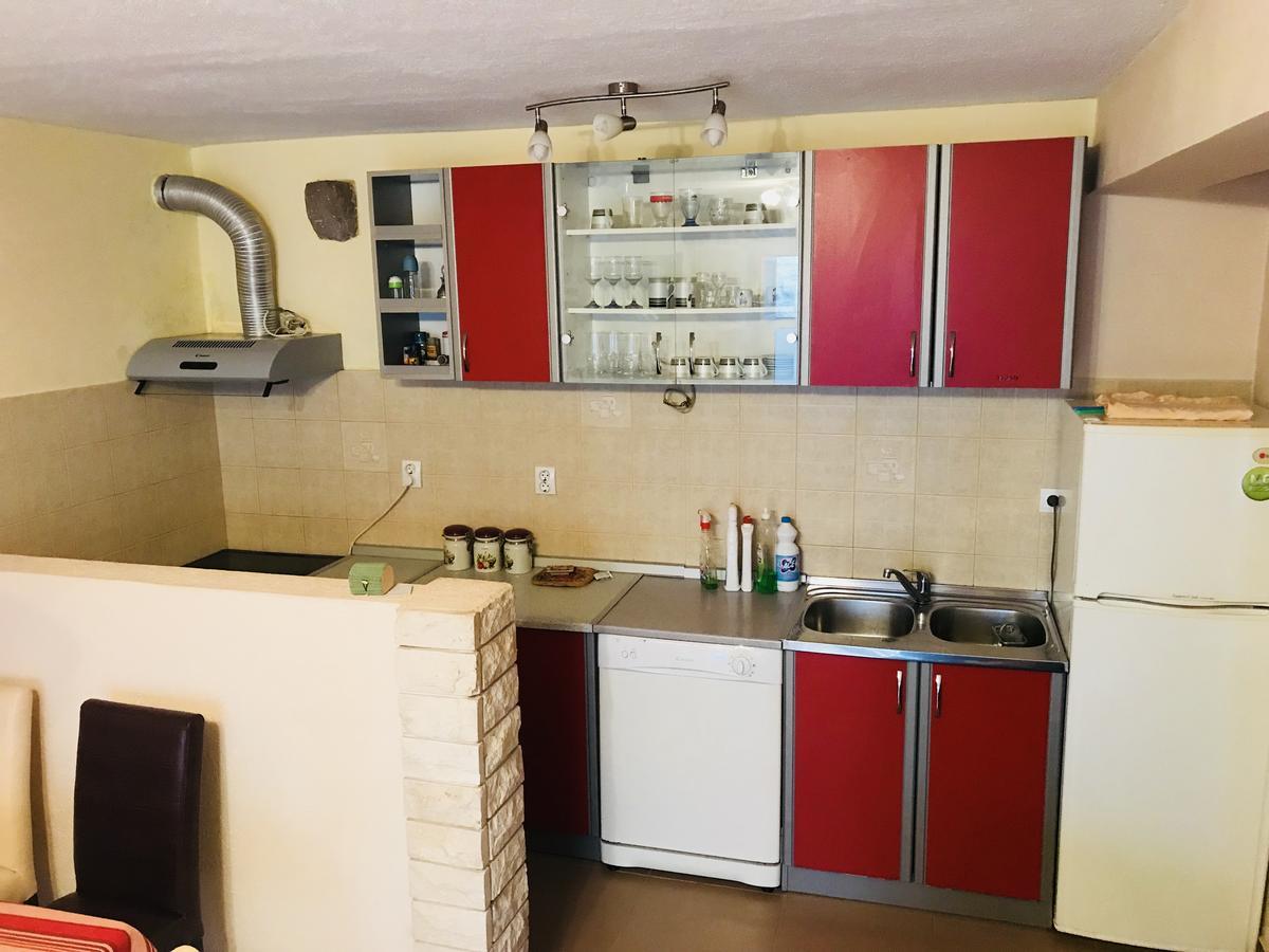Apartments Sneza Рисан Экстерьер фото