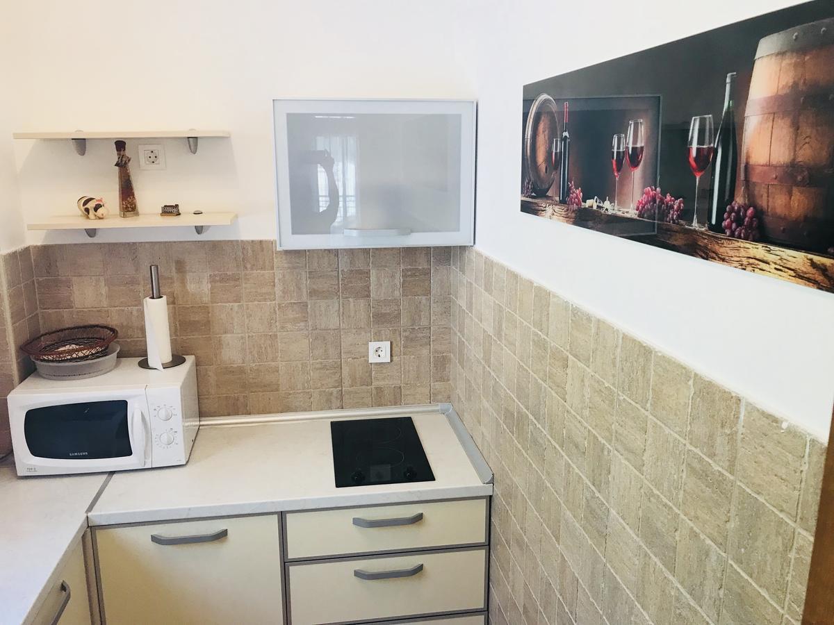 Apartments Sneza Рисан Экстерьер фото