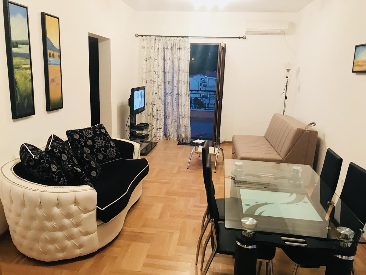 Apartments Sneza Рисан Экстерьер фото